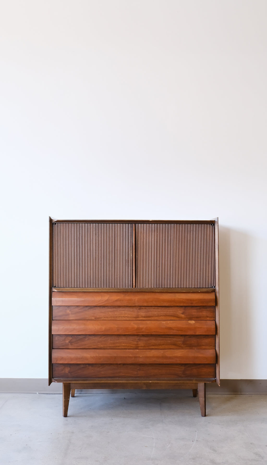 Lane First Edition 5 Drawer Tall Dresser