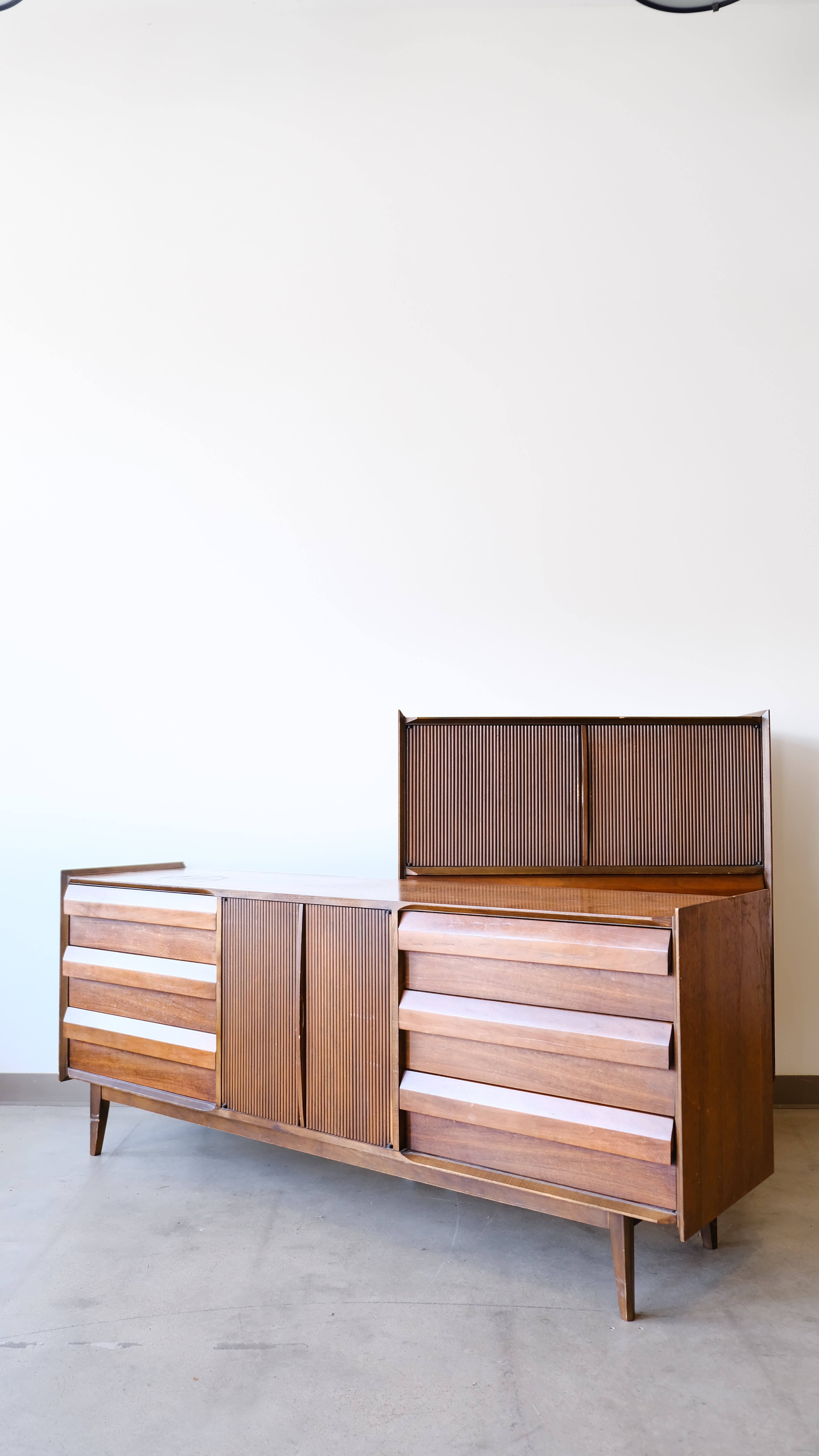 First Edition 9 Drawer Dresser by Lane