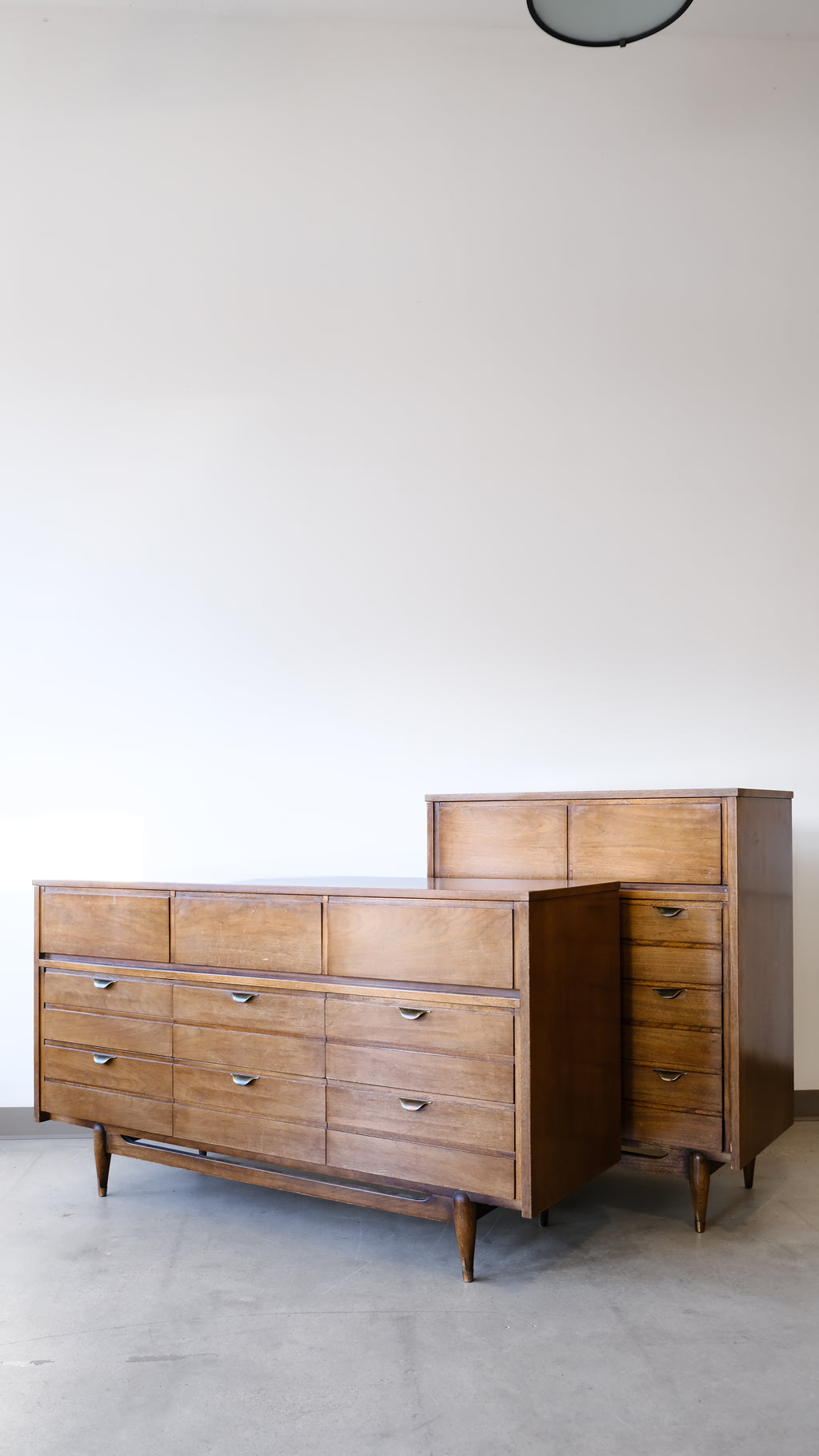 Mainline 9 Drawer Dresser by Hooker