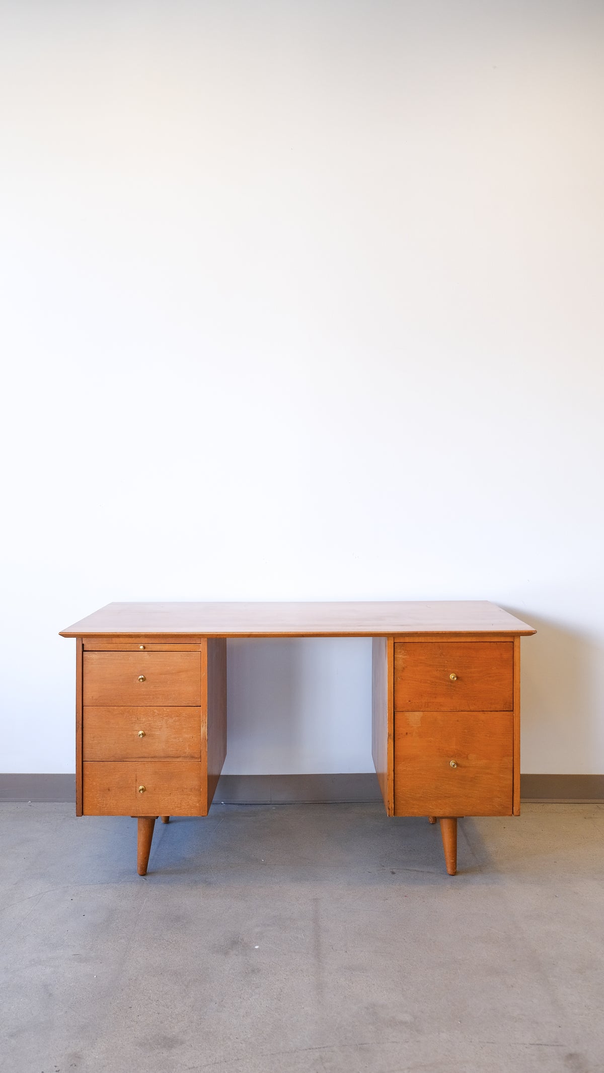 Paul McCobb for Winchendon Mid Century Maple Double Pedestal Desk