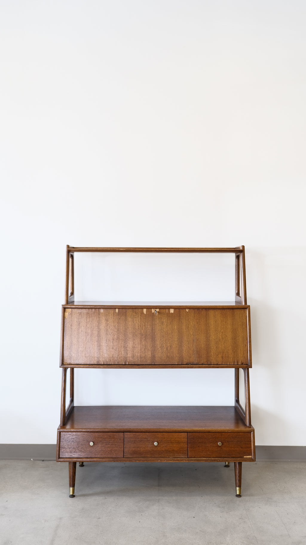 Saginaw Bookcase
