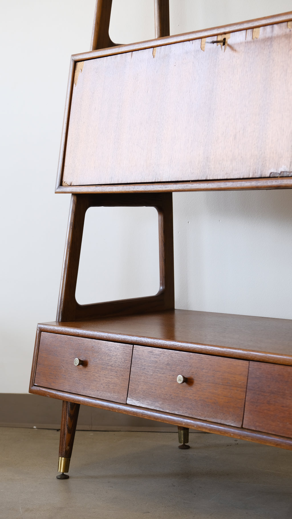 Saginaw Bookcase