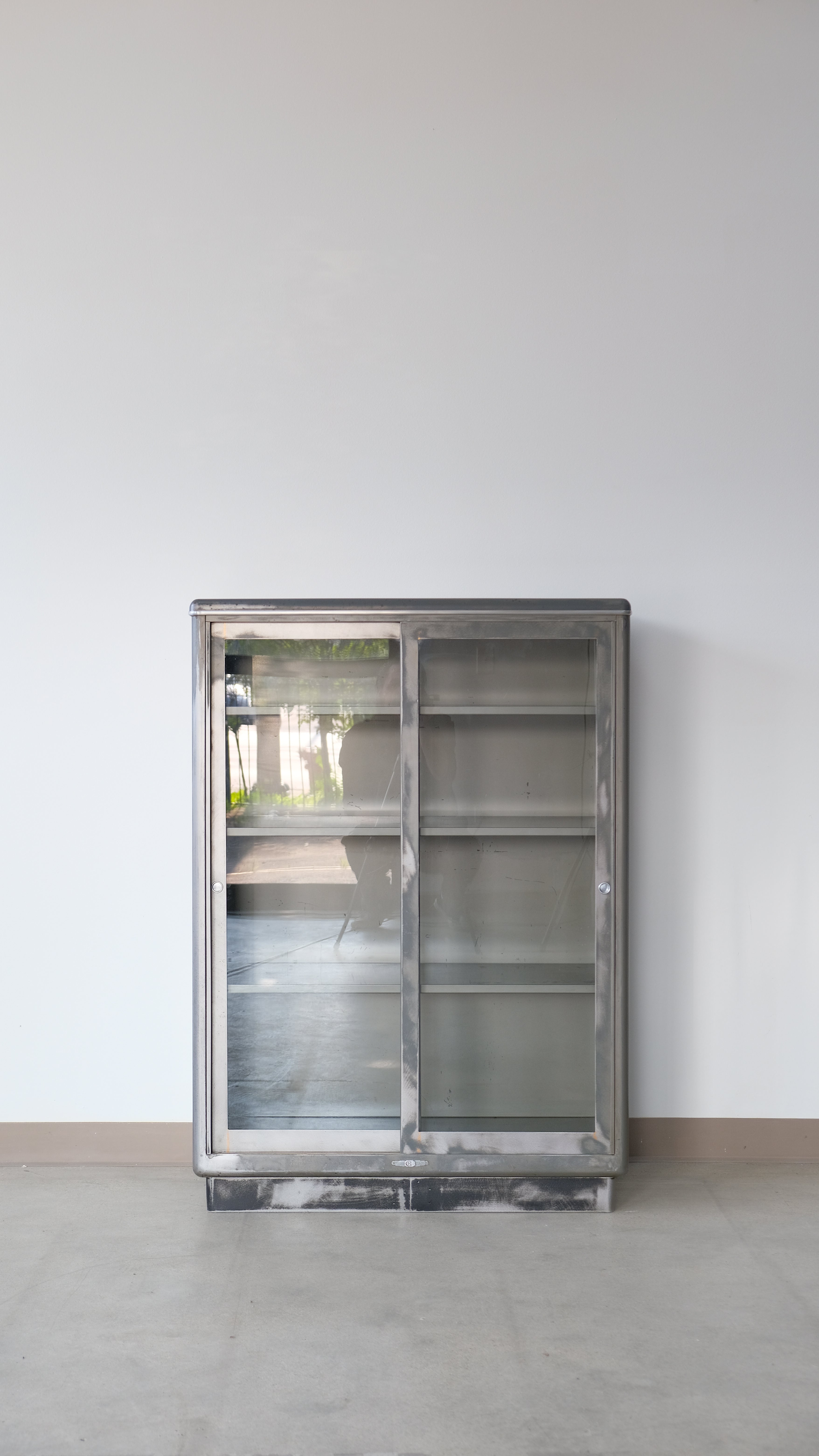 Yawman & Erbe Steel Medical Cabinet