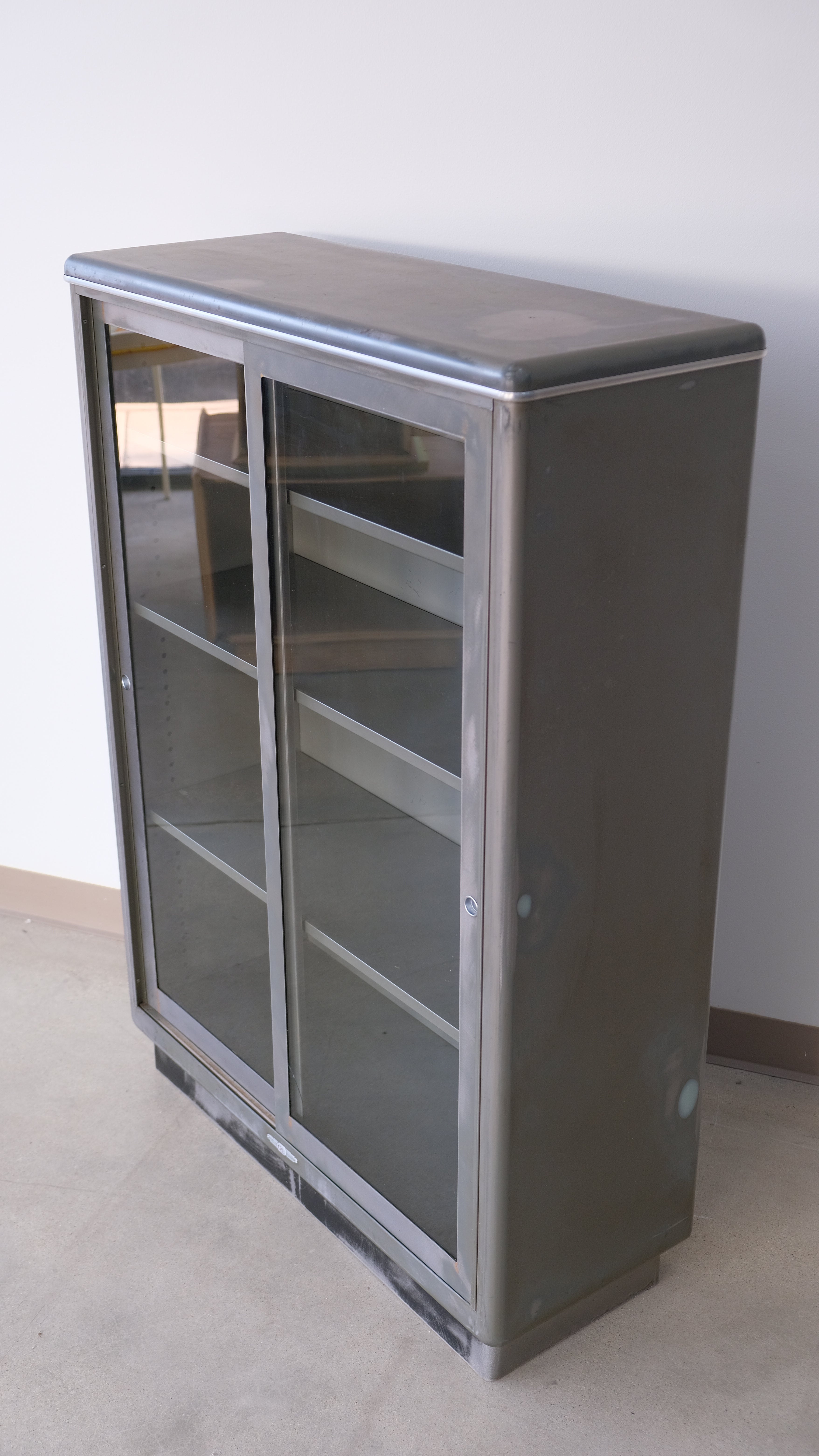 Yawman & Erbe Steel Medical Cabinet