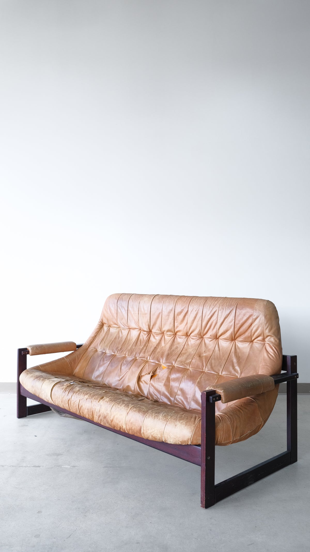 Percival Lafer MP-91 / 163 Earth Line 3 Seater