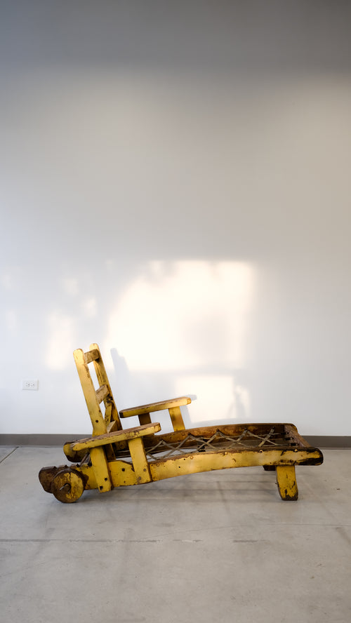 Antique Chaise Recliner