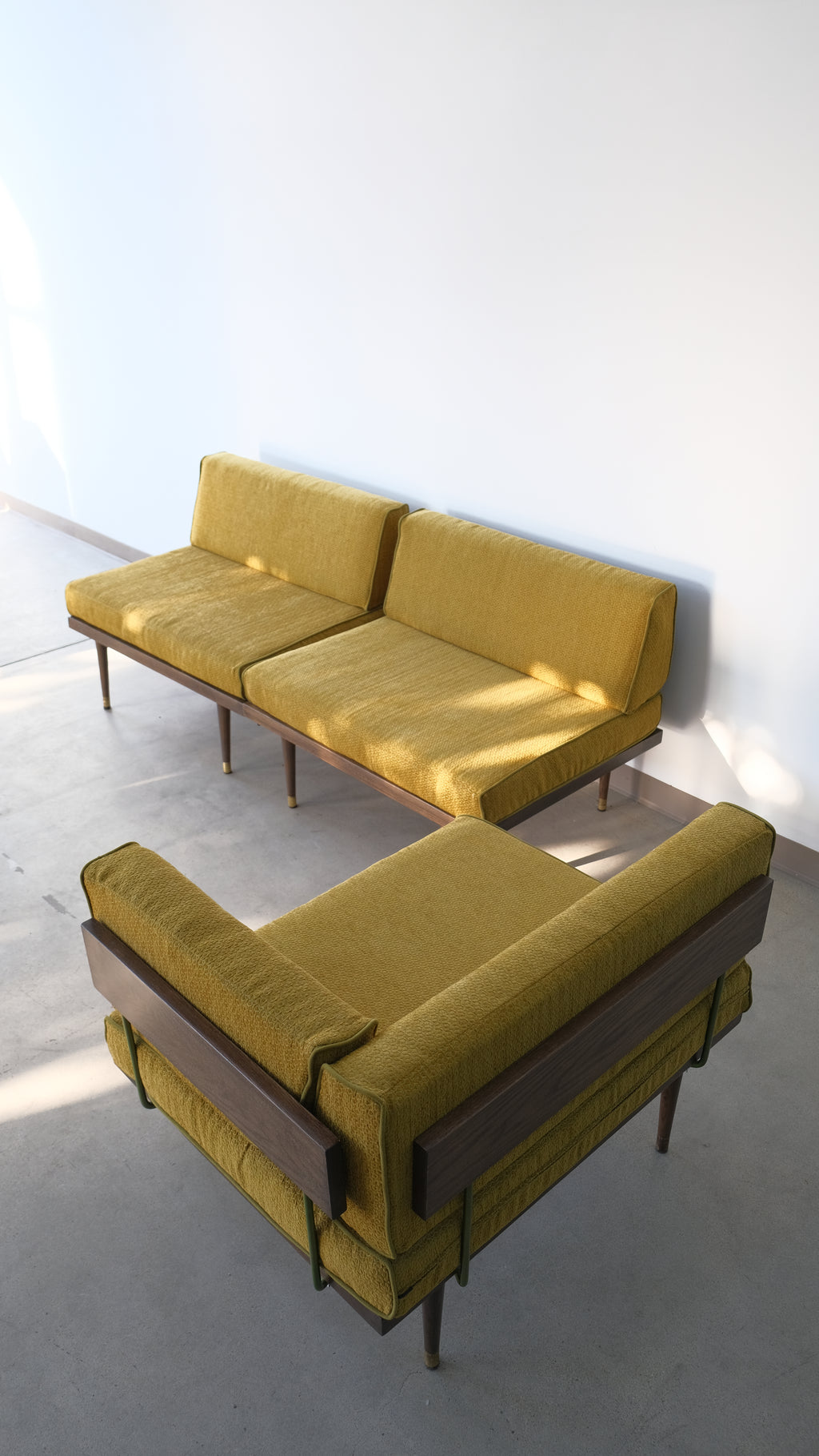 MCM Daybed